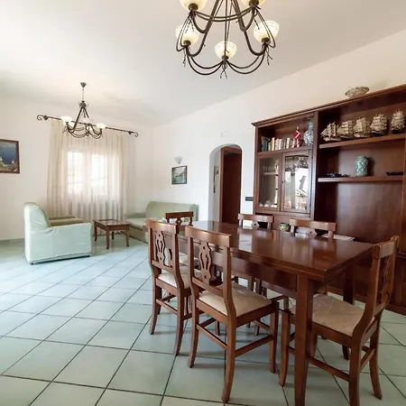 Olga's Relais 4* Масса-Лубренсе