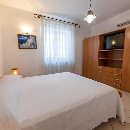 Olga's Relais Апарт-отель Масса-Лубренсе