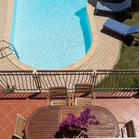 Relais 4*