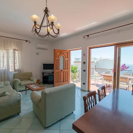 Апарт-отель Olga's Relais 4*